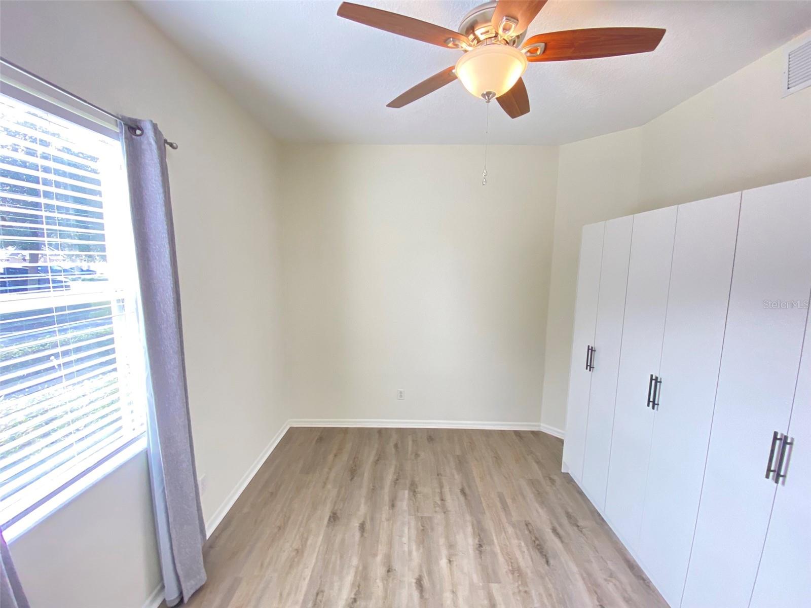 Image 5 of 22 For 9435 Myrtle Creek Lane 3