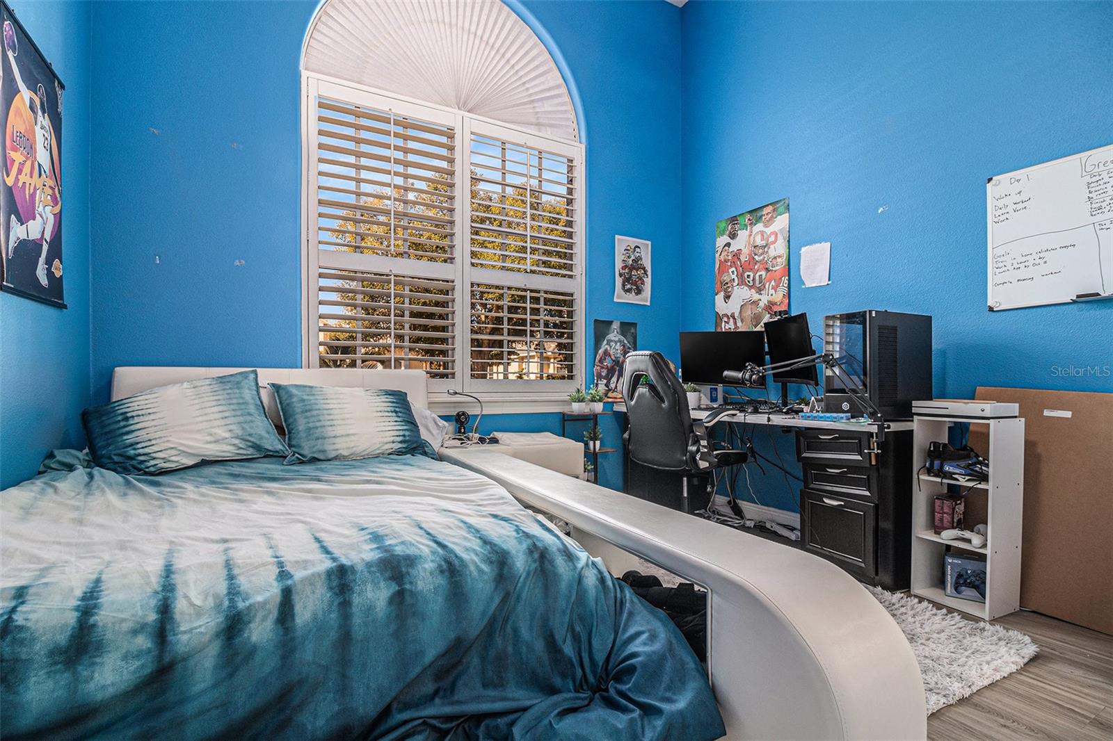 Image 28 of 49 For 9537 Castleford Point