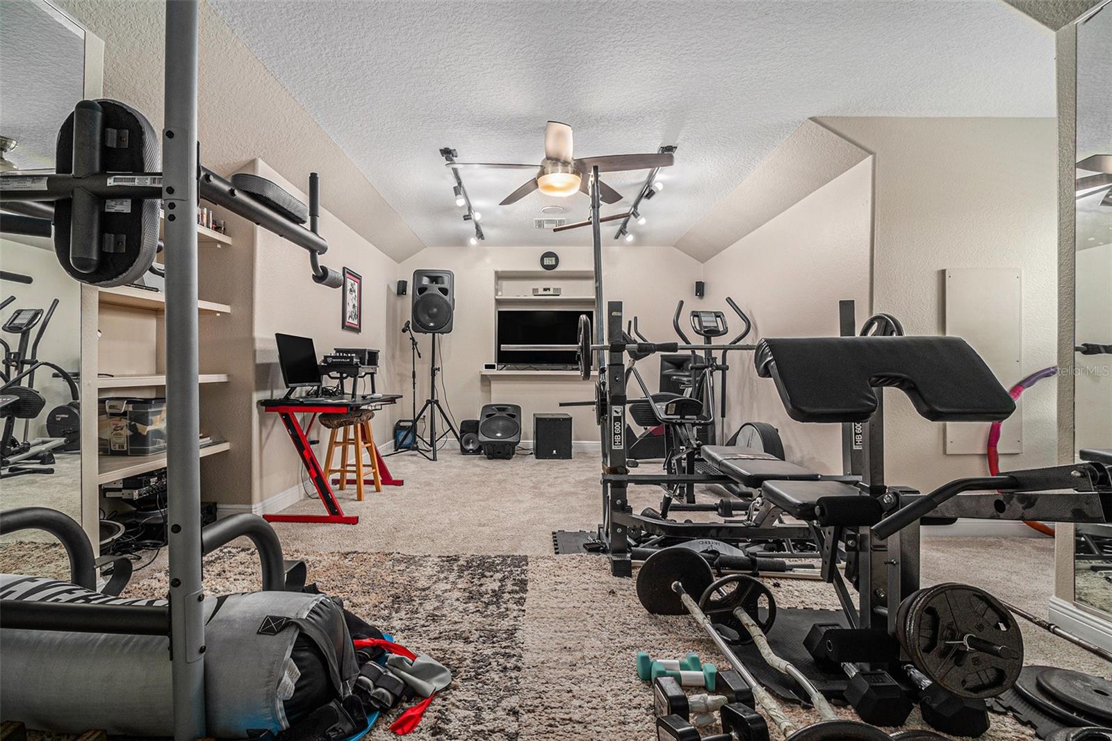 Image 39 of 49 For 9537 Castleford Point