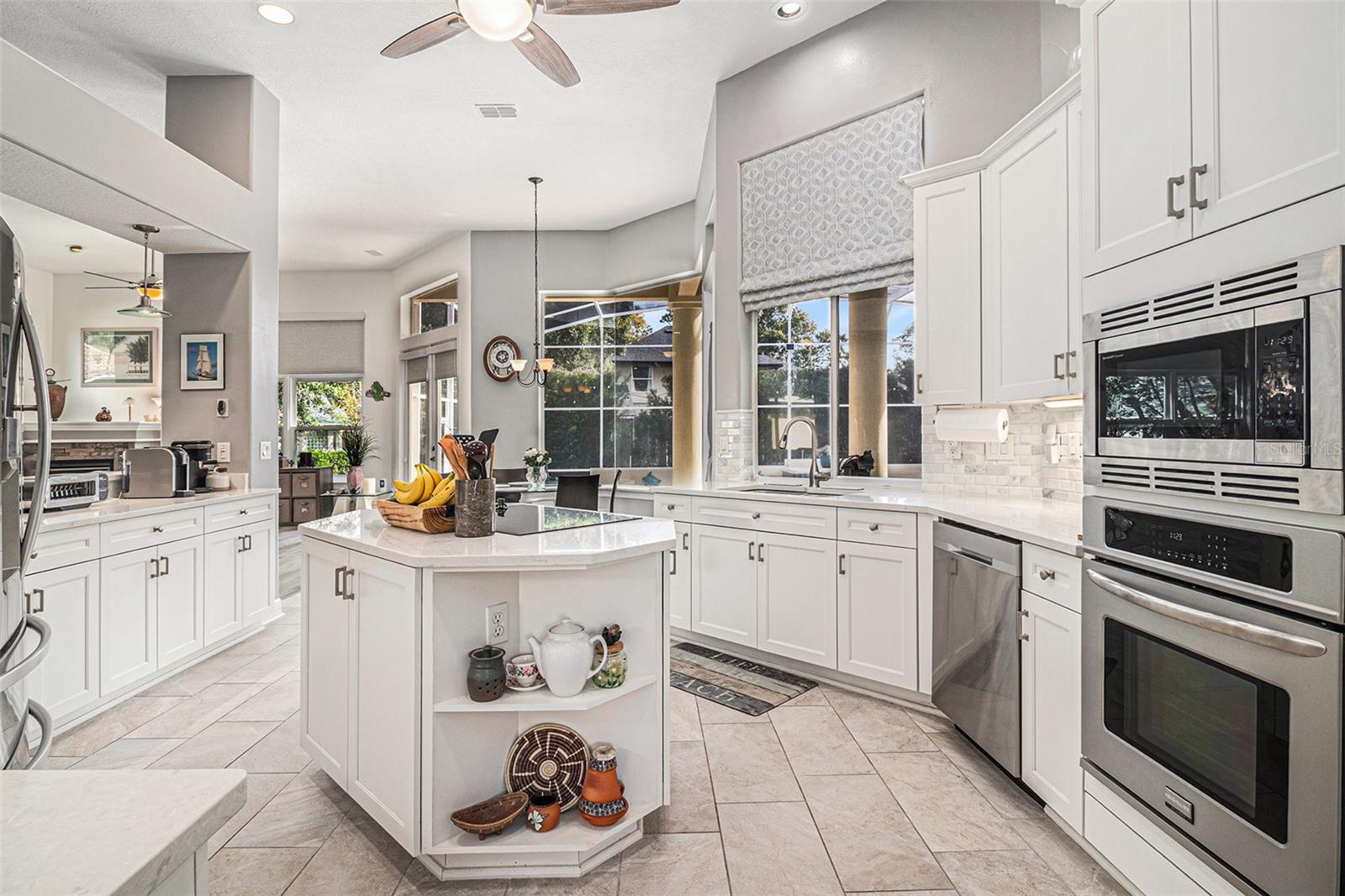 Image 4 of 49 For 9537 Castleford Point