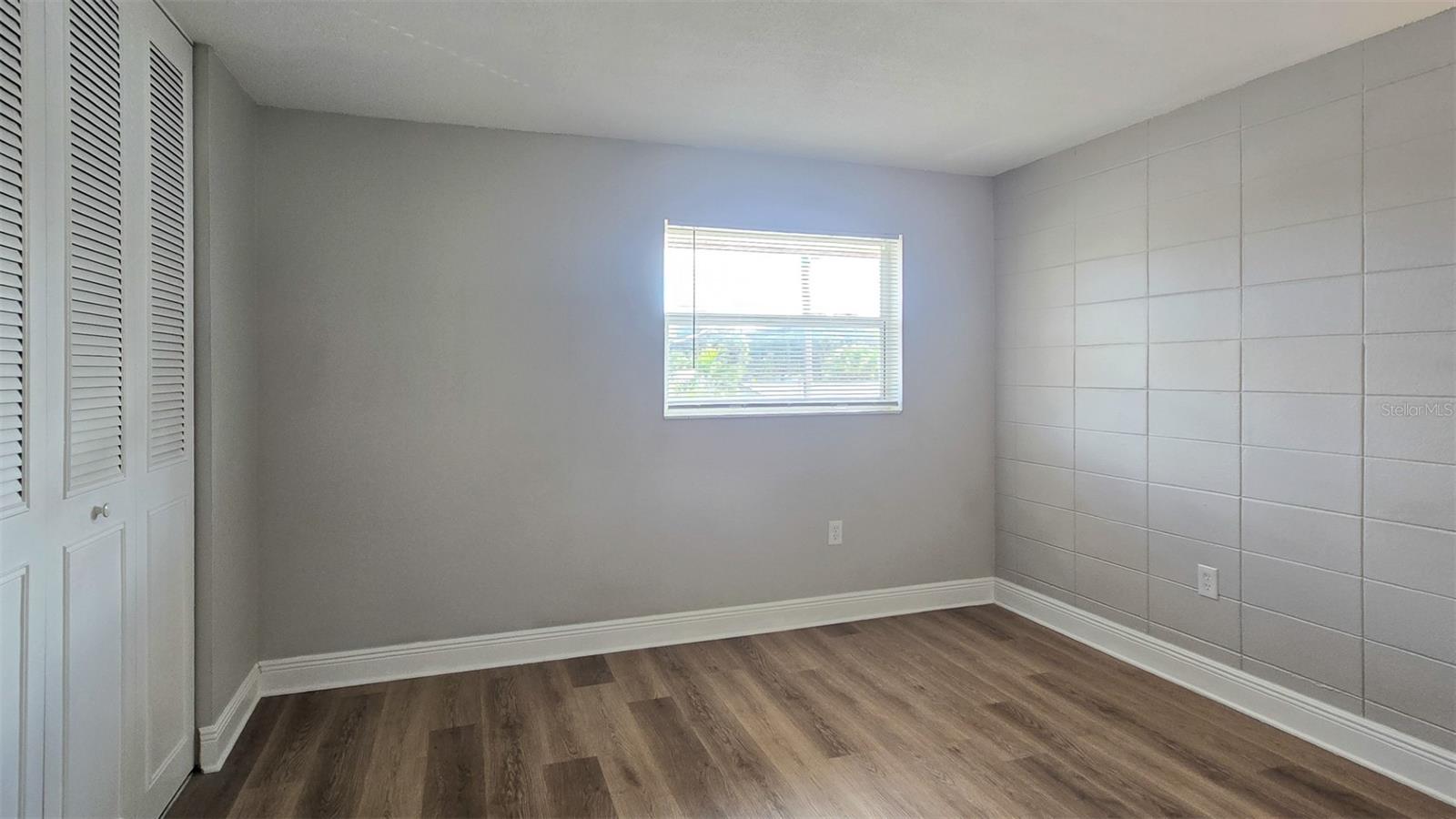 Image 16 of 21 For 50 Needle Boulevard 6