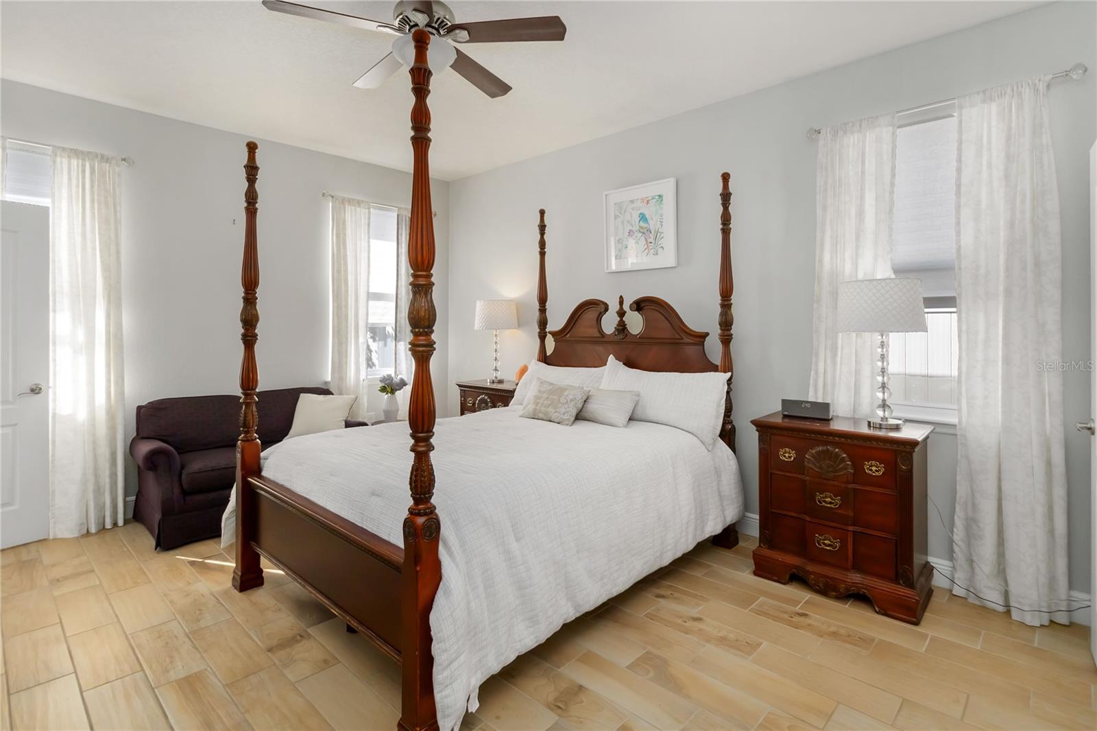 Image 17 of 46 For 349 Summer Squall Road