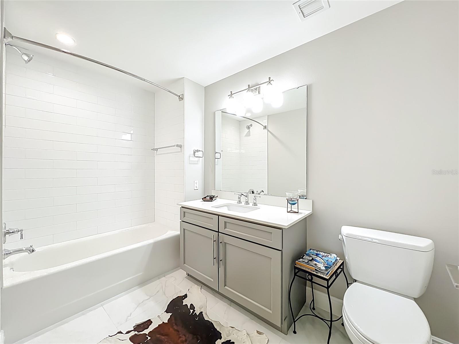 Image 17 of 28 For 16300 County Road 455 306