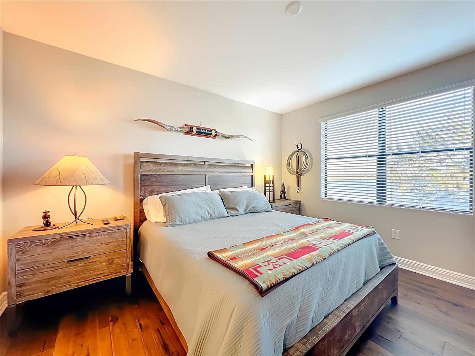 Image 19 of 28 For 16300 County Road 455 306