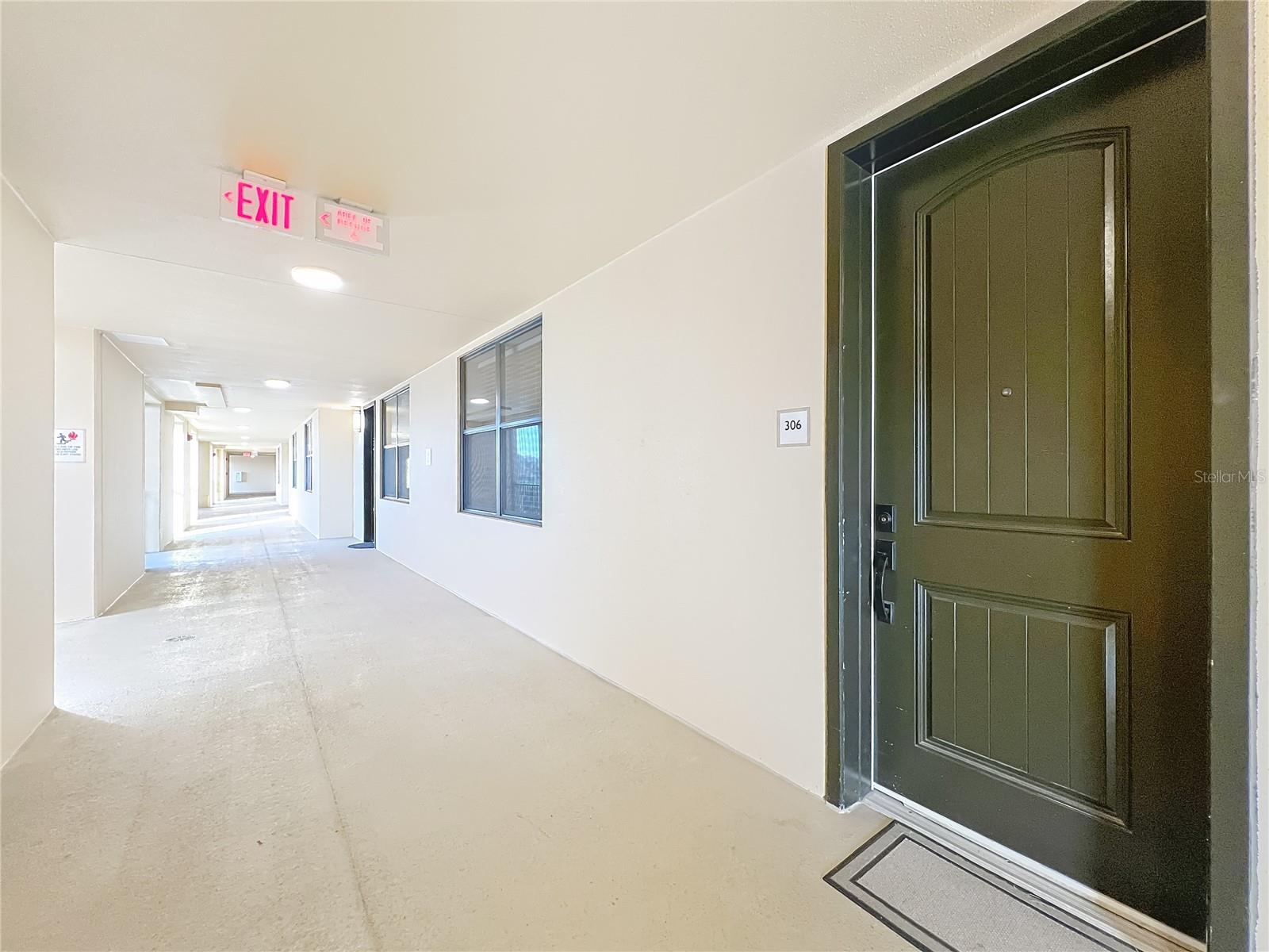 Image 3 of 28 For 16300 County Road 455 306