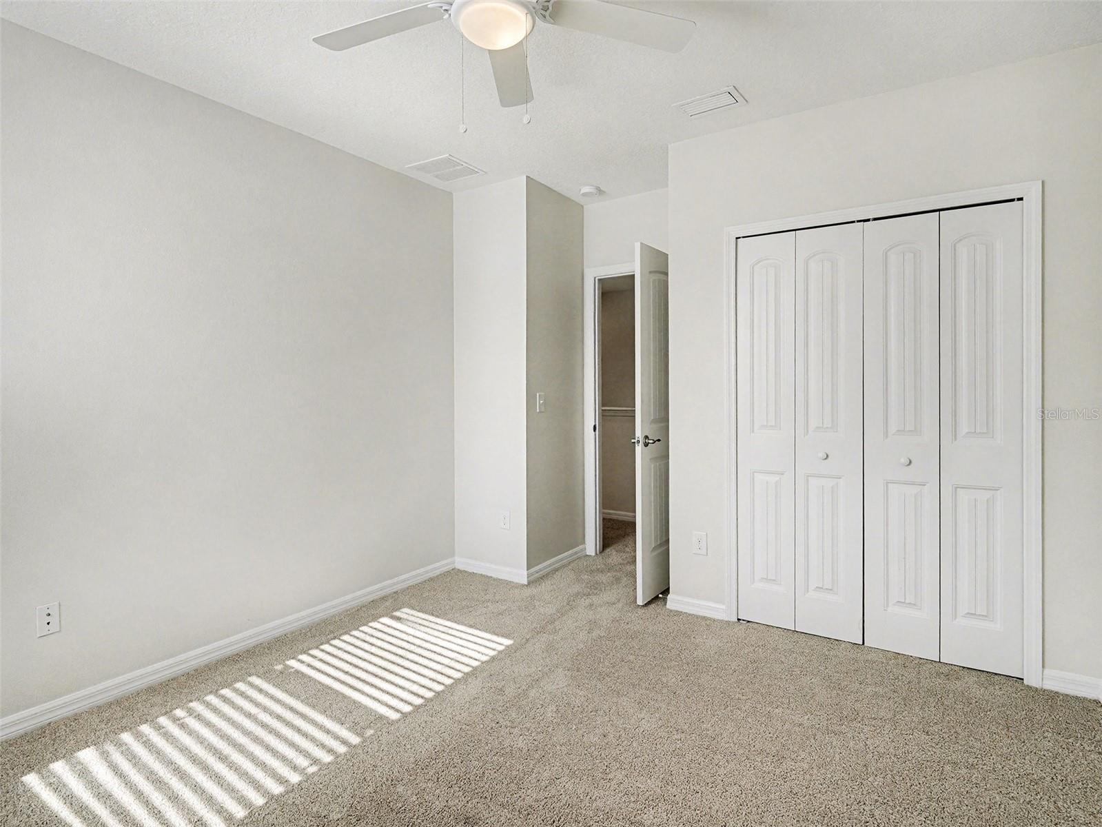 Image 18 of 27 For 451 Bahama Grande Boulevard