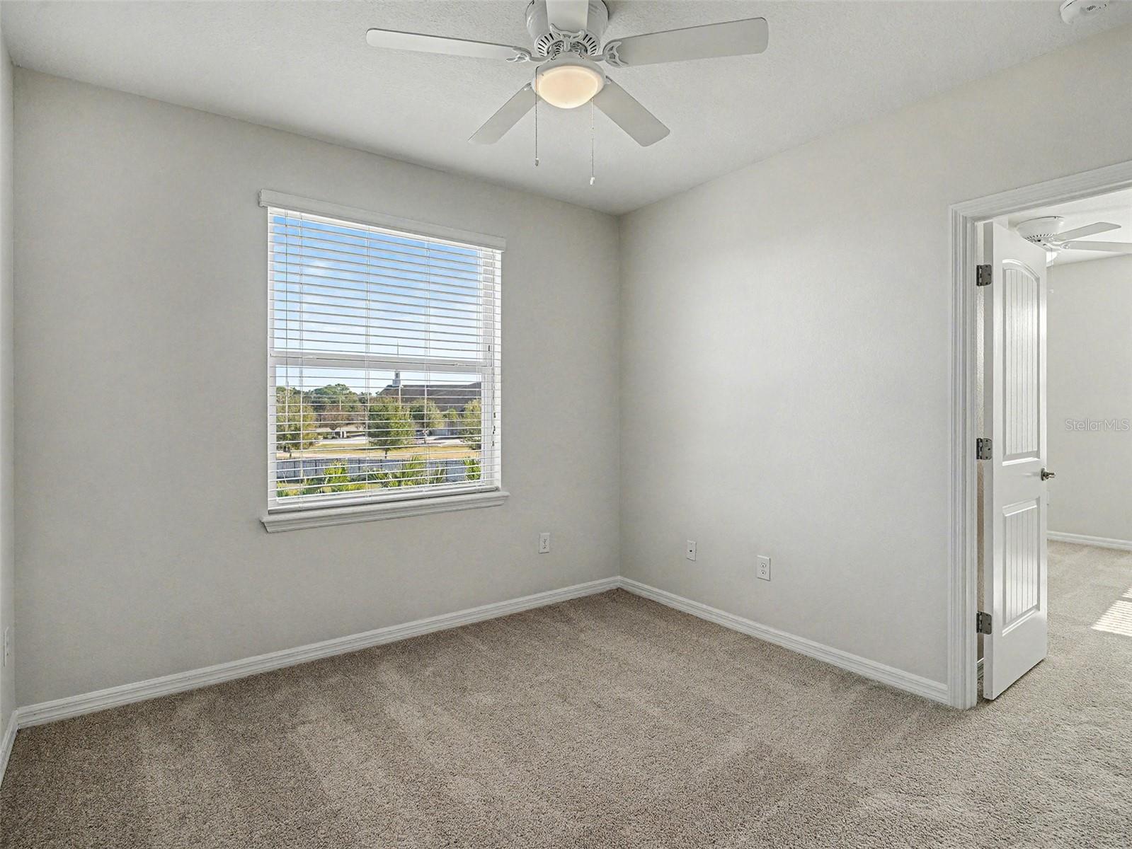 Image 22 of 27 For 451 Bahama Grande Boulevard