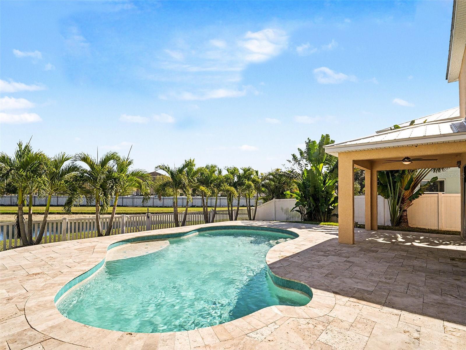 Image 26 of 27 For 451 Bahama Grande Boulevard