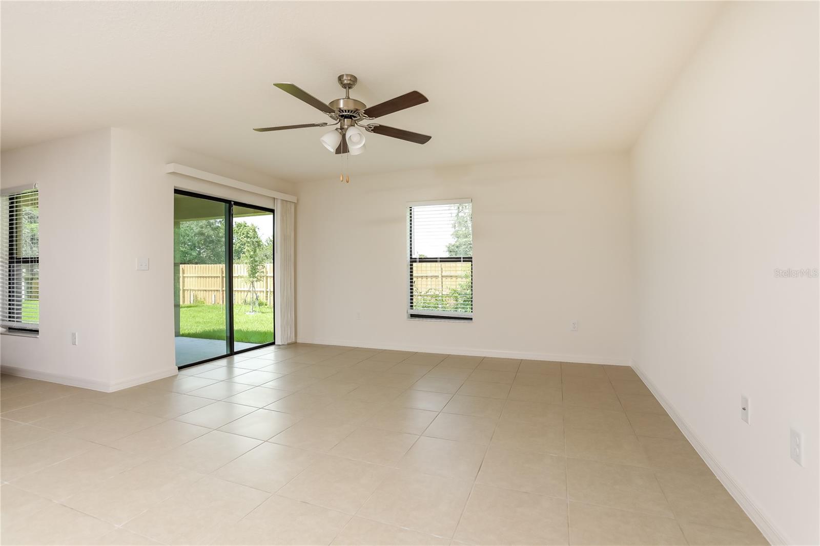 Image 3 of 16 For 35681 Rose Moss Avenue