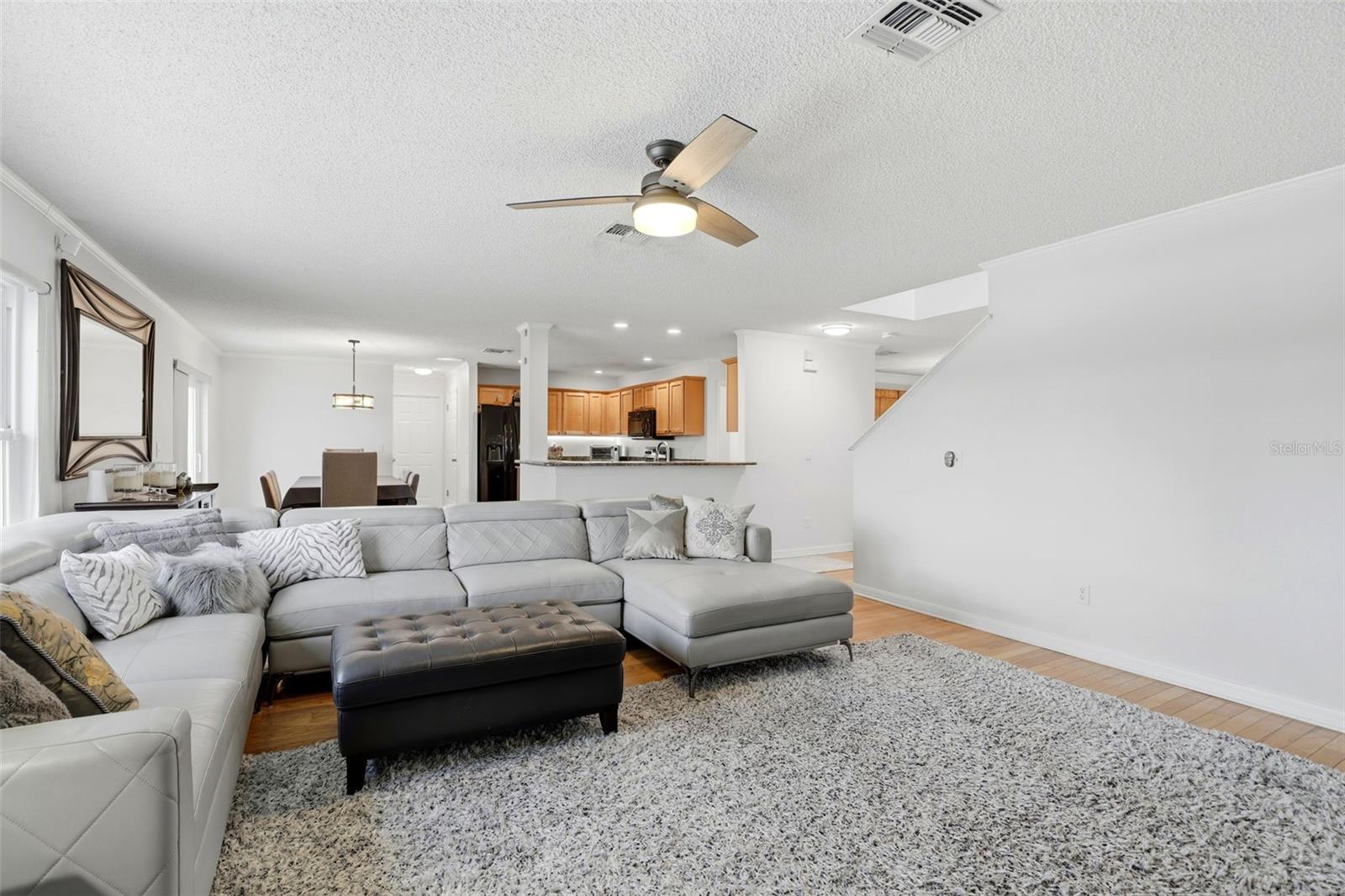 Image 28 of 71 For 825 Belhaven Drive