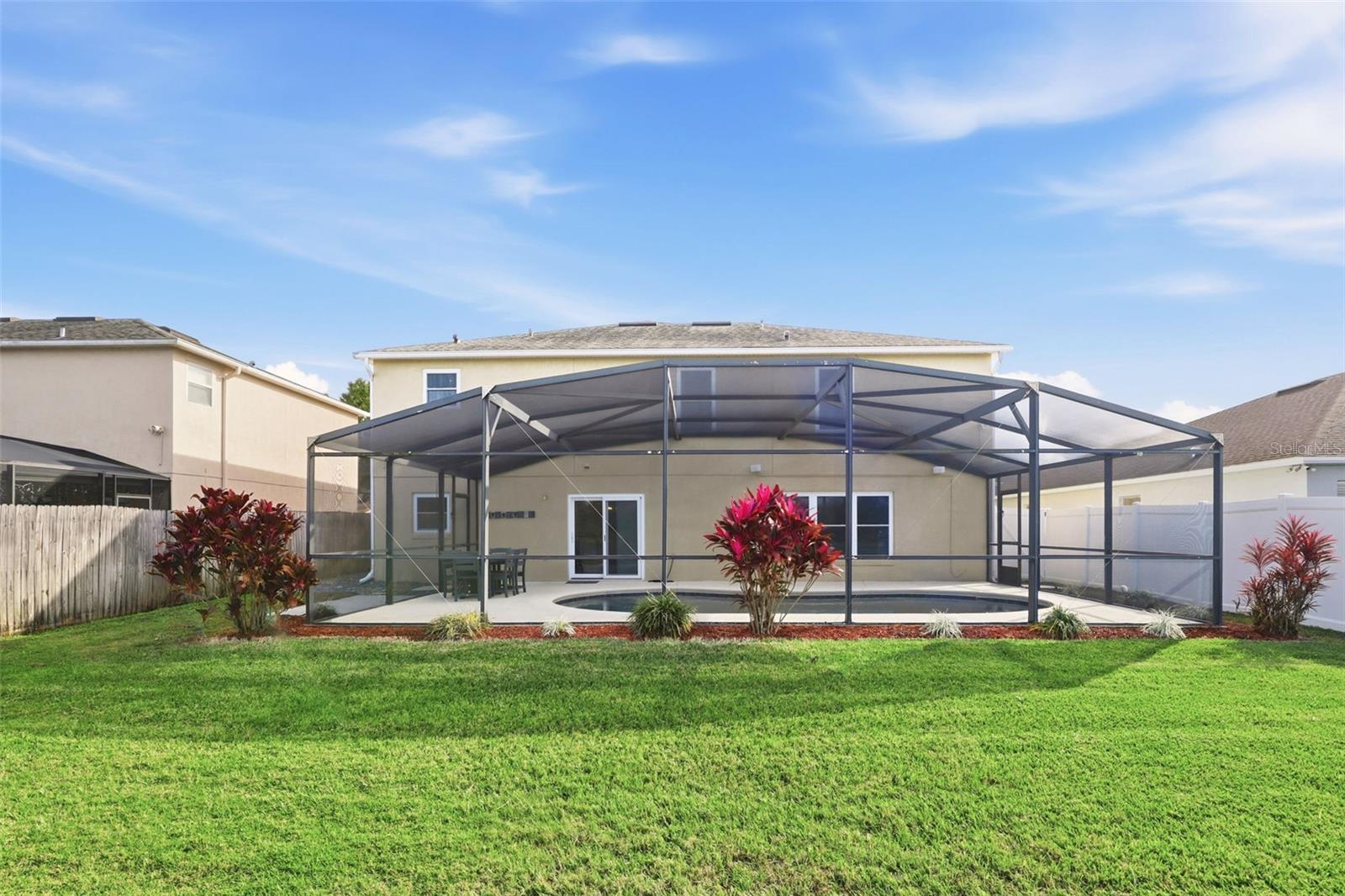 Image 55 of 71 For 825 Belhaven Drive