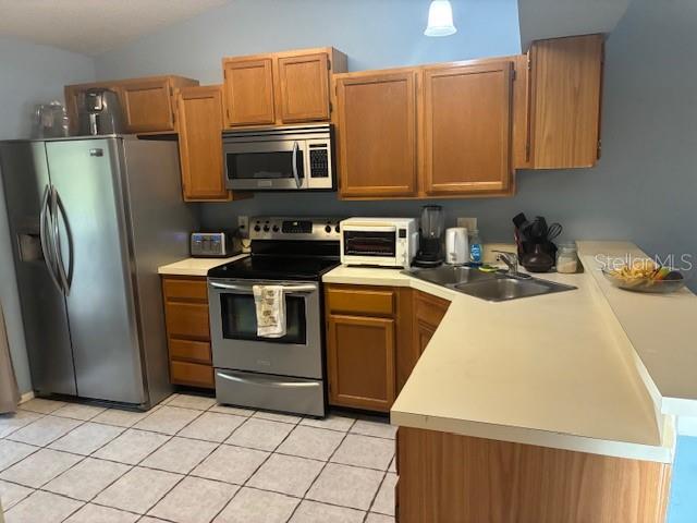 Image 3 of 23 For 5433 Lake Margaret Drive E 195