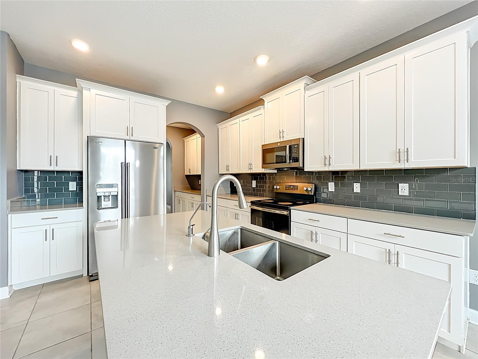 Image 29 of 85 For 9226 Cut Shot Drive