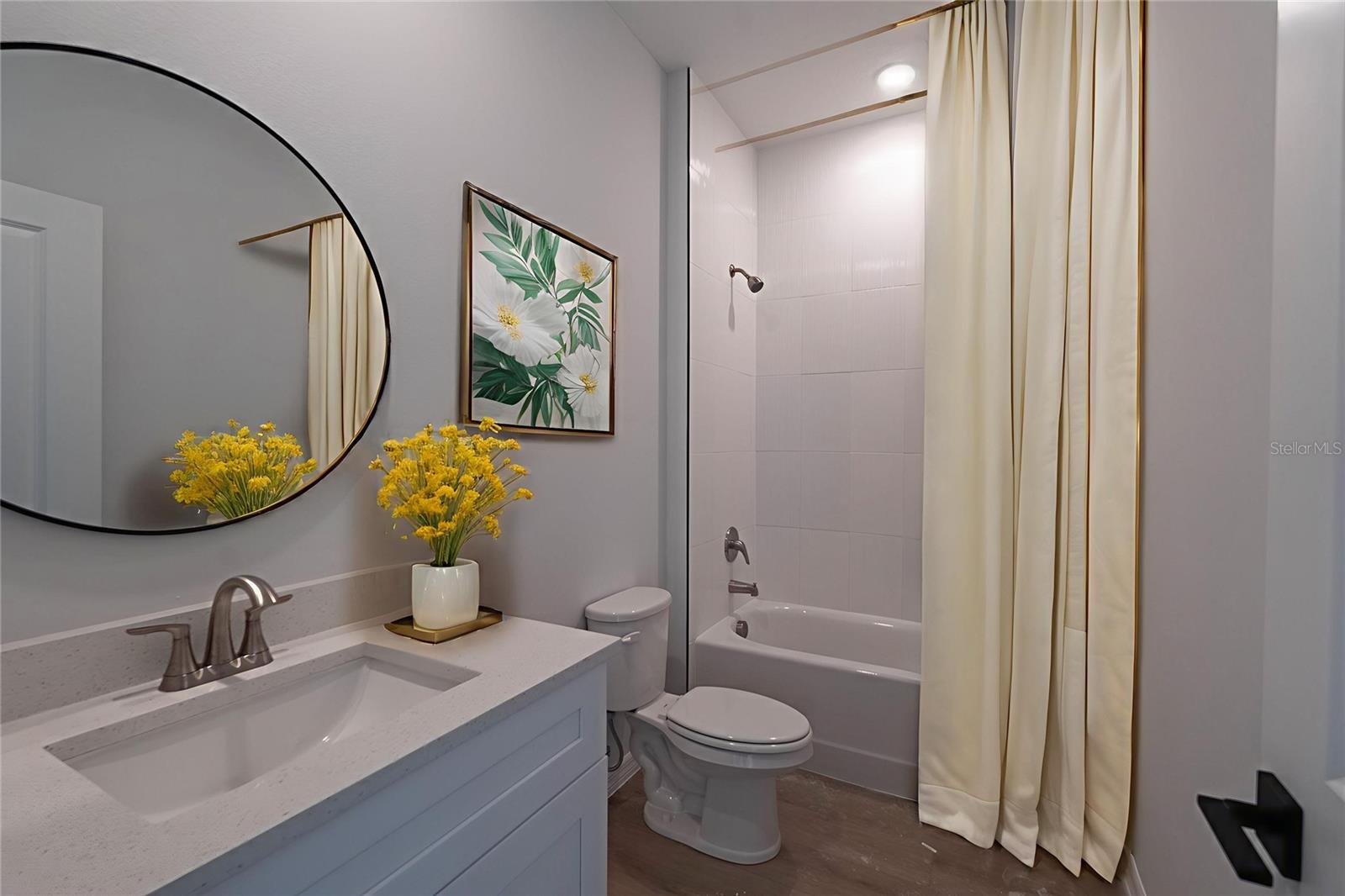 Image 23 of 33 For 903 New Hampshire Avenue