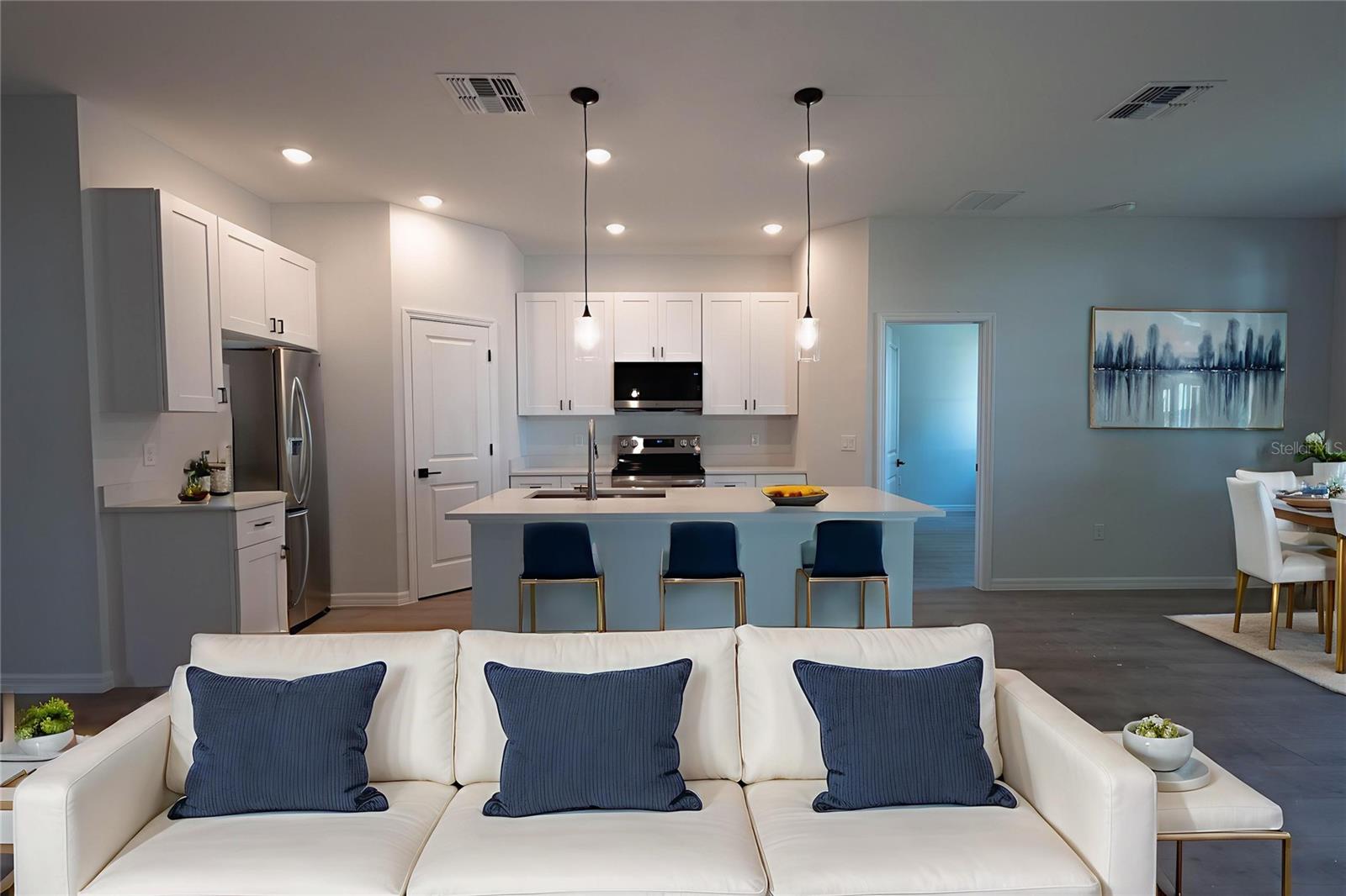 Image 5 of 33 For 903 New Hampshire Avenue