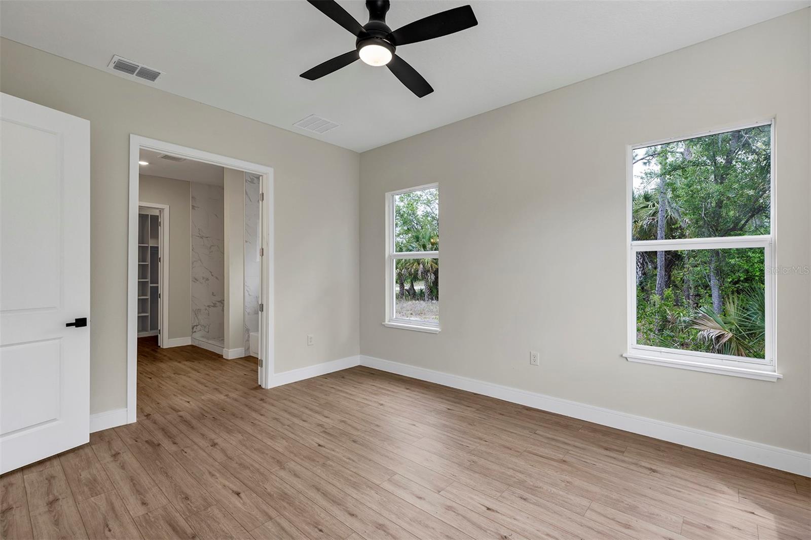 Image 14 of 53 For 18399 Hillsborough Boulevard