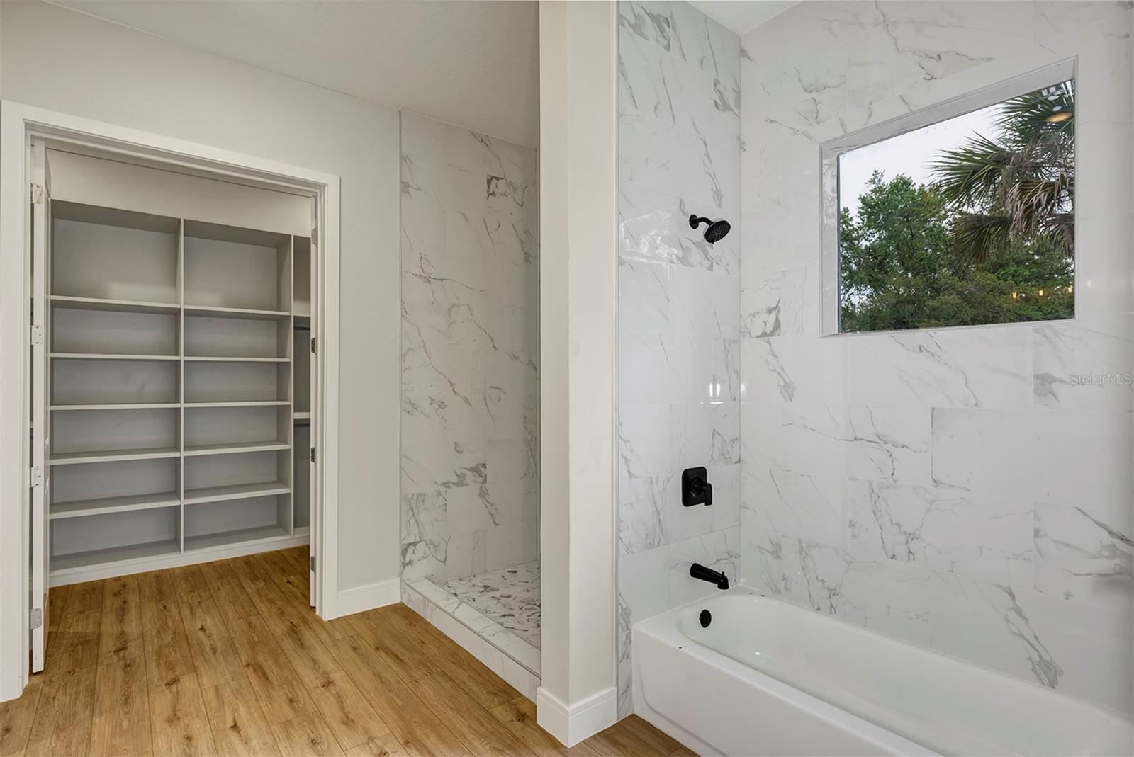 Image 17 of 53 For 18399 Hillsborough Boulevard