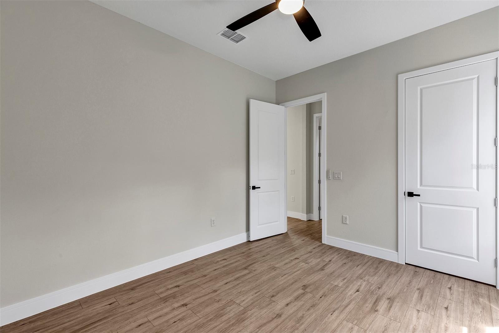 Image 26 of 53 For 18399 Hillsborough Boulevard