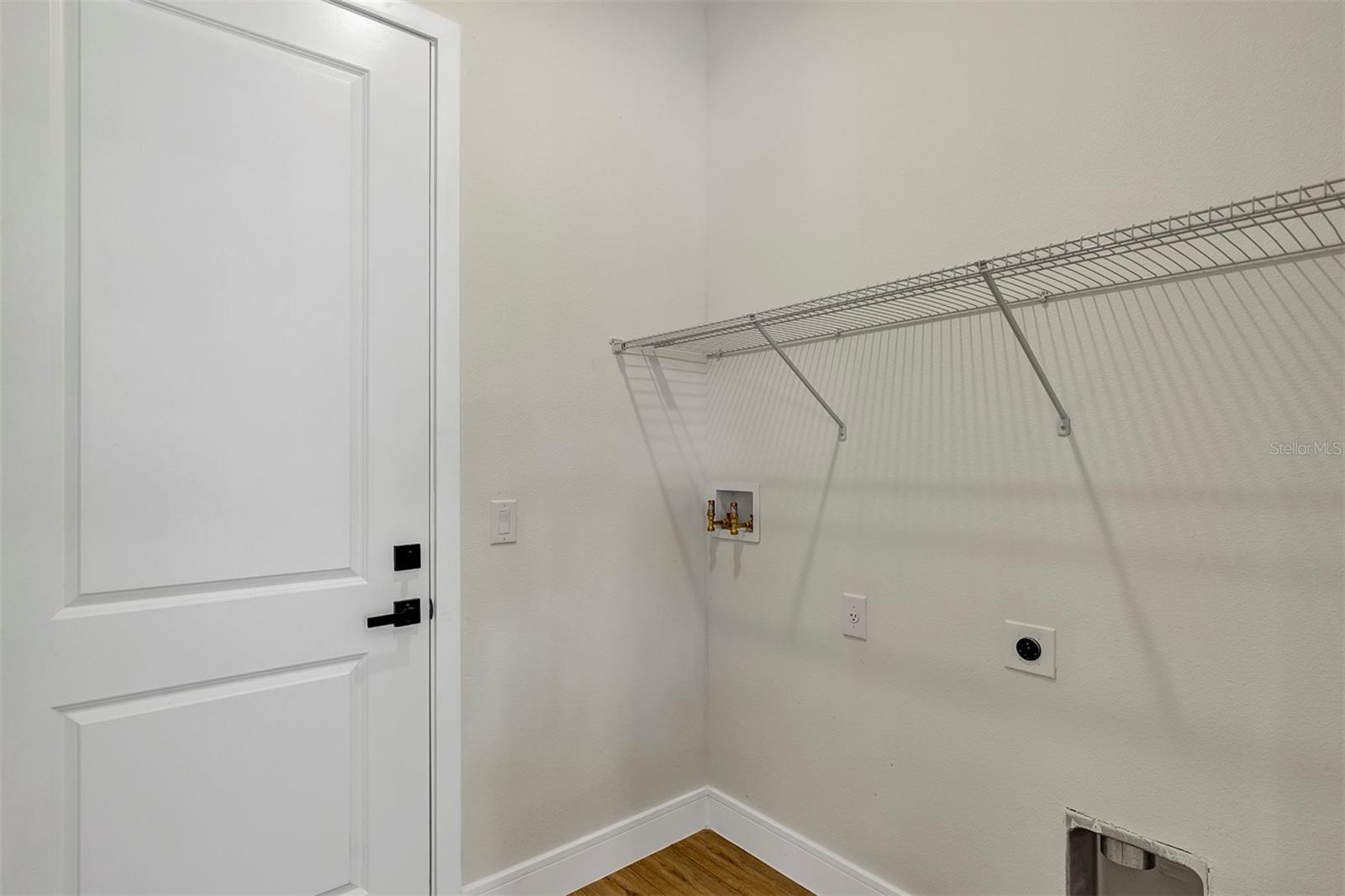 Image 36 of 53 For 18399 Hillsborough Boulevard