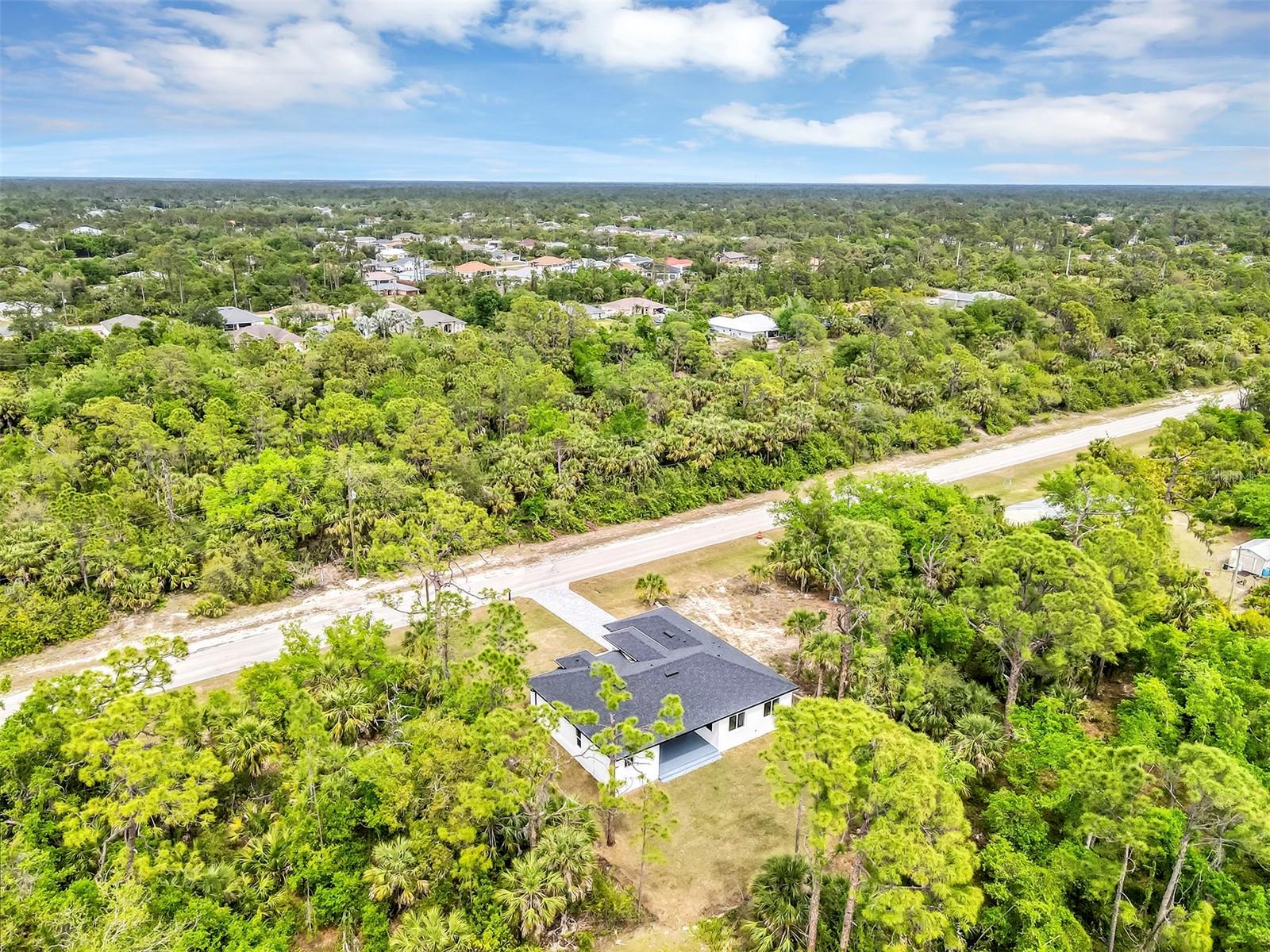 Image 50 of 53 For 18399 Hillsborough Boulevard