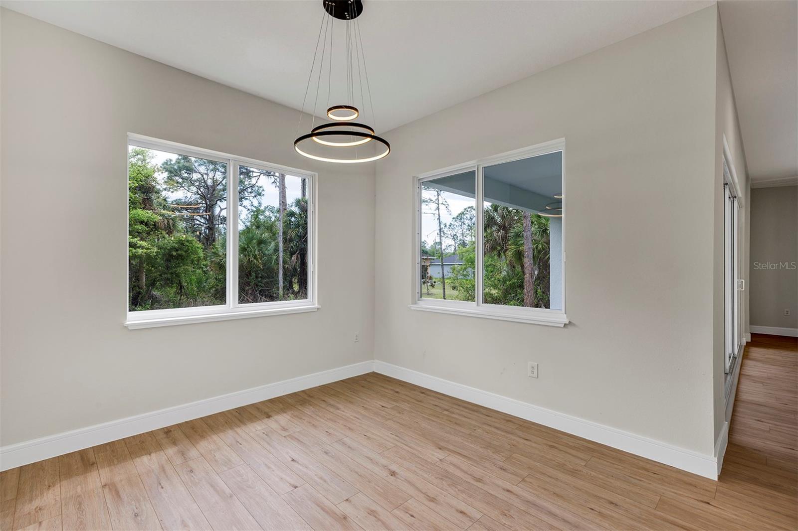 Image 8 of 53 For 18399 Hillsborough Boulevard