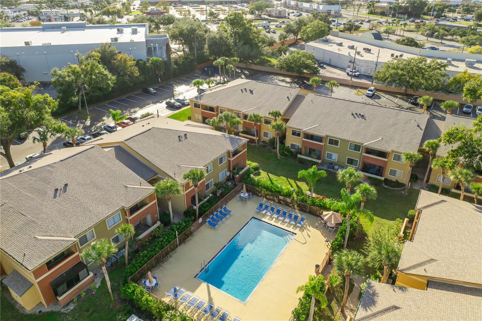 Image 35 of 52 For 646 Kenwick Circle 204