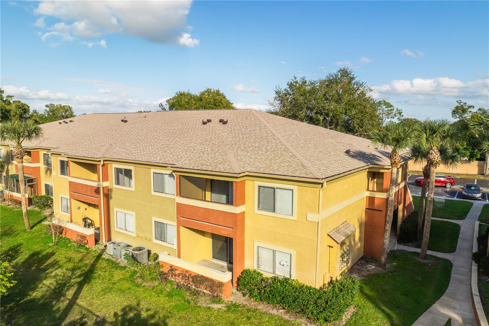 Image 45 of 52 For 646 Kenwick Circle 204