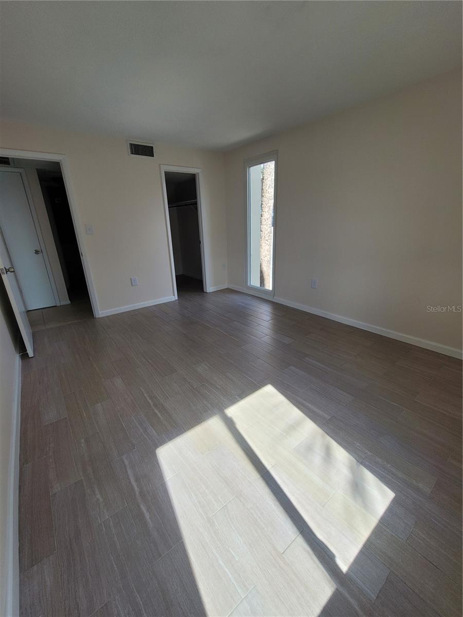 Image 3 of 13 For 572 Orange Drive 65