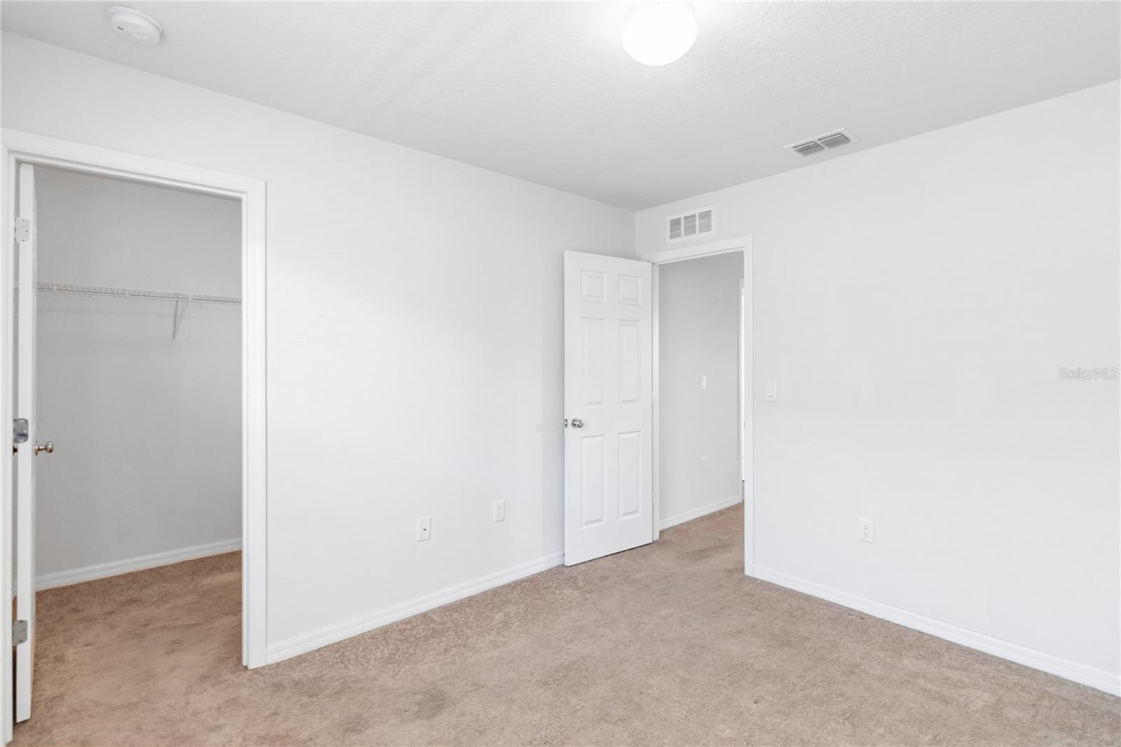 Image 25 of 32 For 3566 Southern Cross Loop