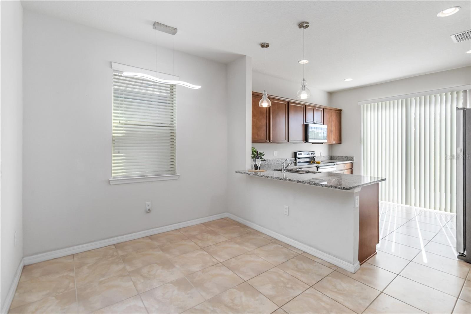 Image 9 of 32 For 3566 Southern Cross Loop