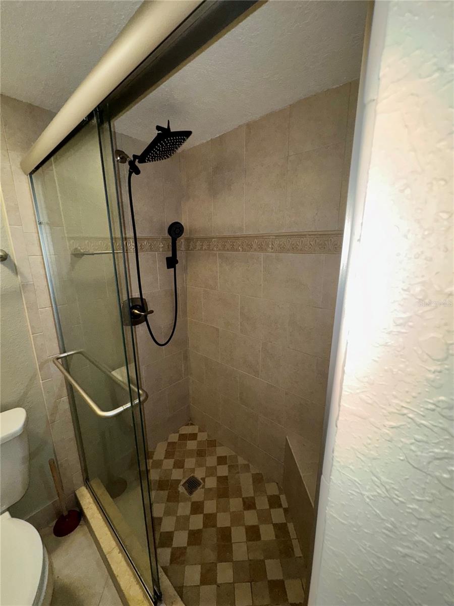 Image 12 of 21 For 200 Maitland Avenue 88