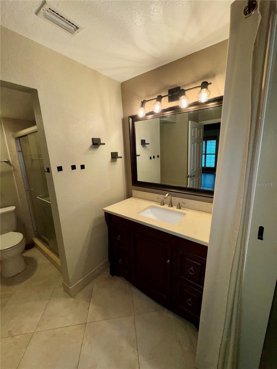 Image 14 of 21 For 200 Maitland Avenue 88