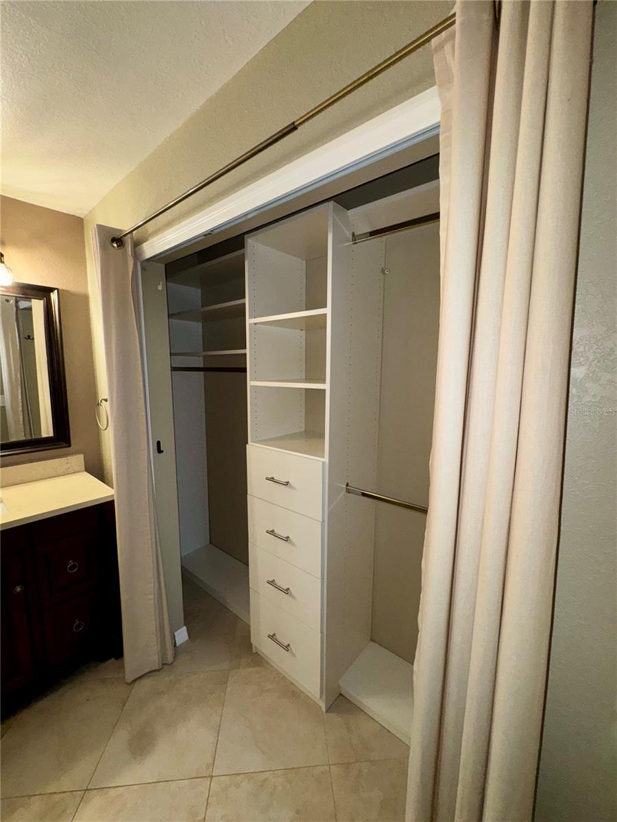 Image 9 of 21 For 200 Maitland Avenue 88