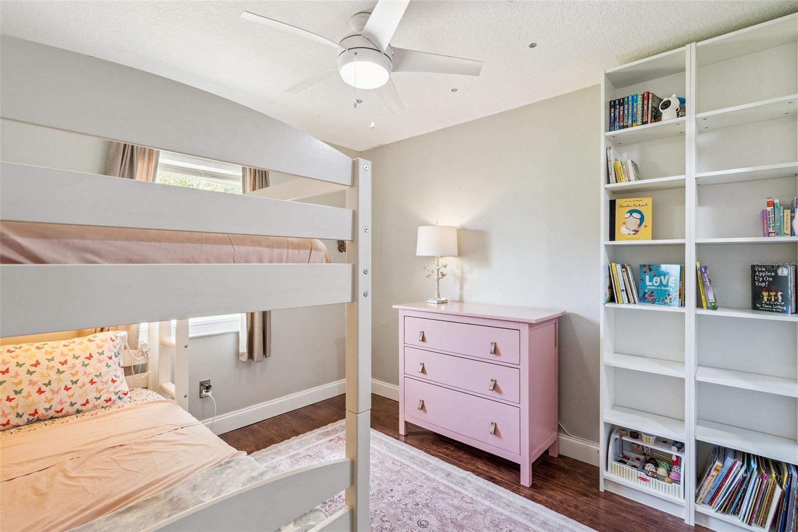 Image 20 of 34 For 857 Benchwood Drive