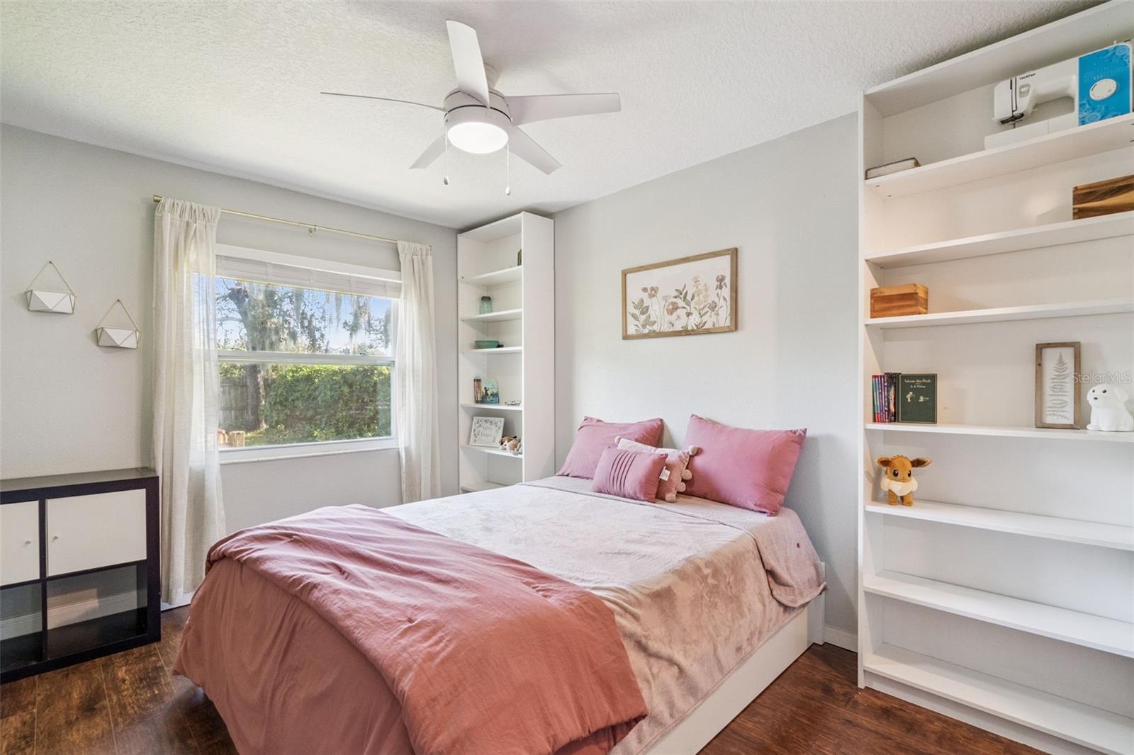 Image 25 of 34 For 857 Benchwood Drive