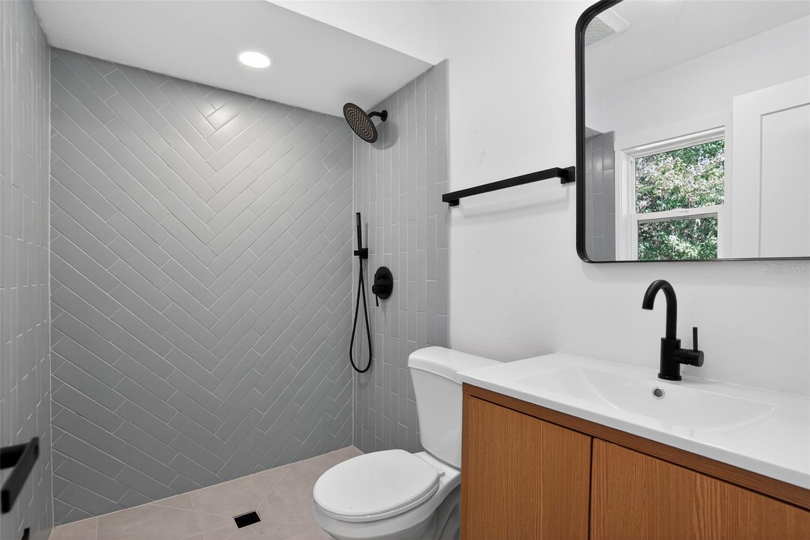 Image 17 of 37 For Address Not Provided