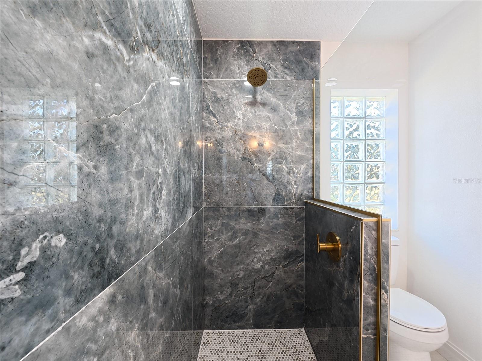 Image 15 of 29 For 10711 Lake Hill Drive