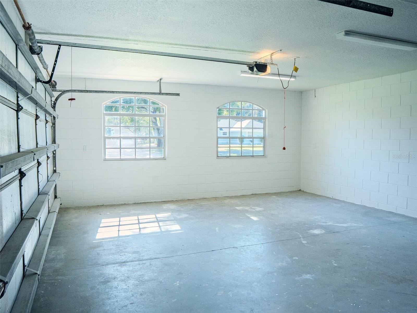 Image 23 of 29 For 10711 Lake Hill Drive