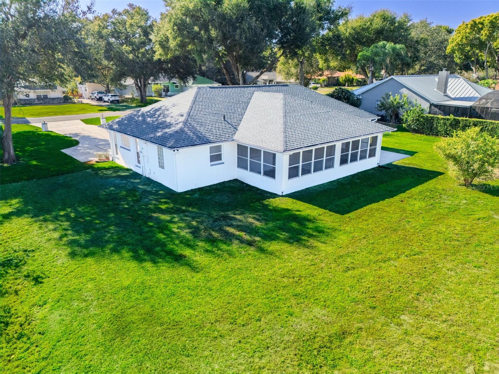 Image 26 of 29 For 10711 Lake Hill Drive