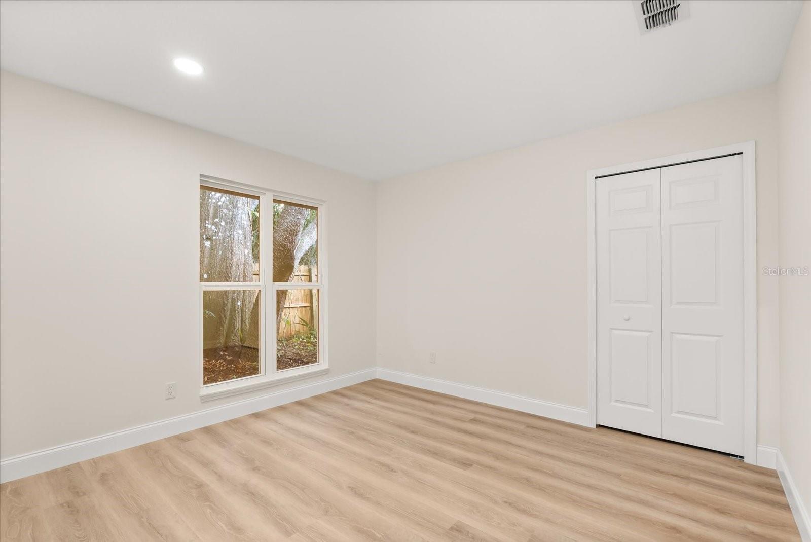 Image 16 of 27 For 216 Duncan Trail