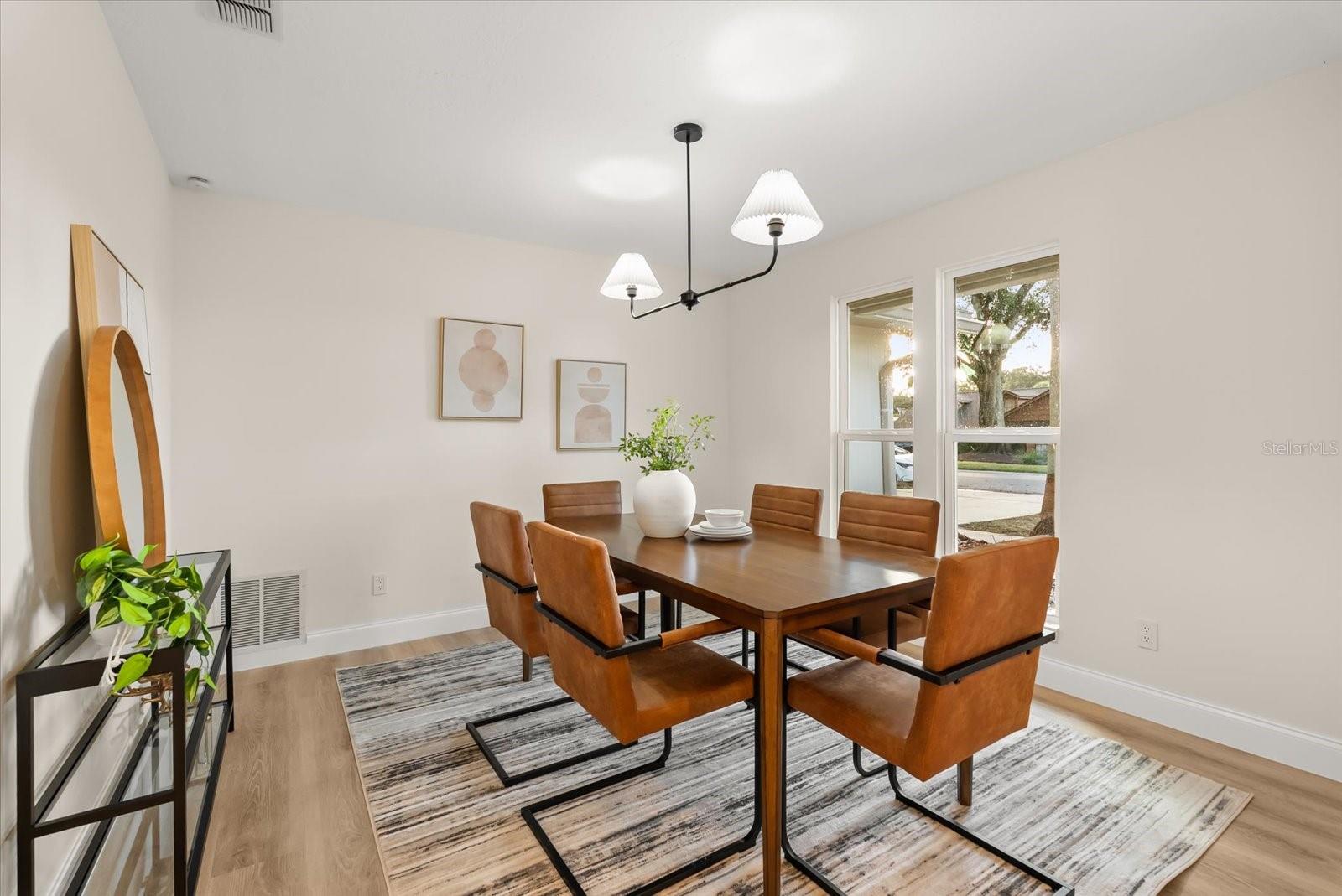 Image 4 of 27 For 216 Duncan Trail