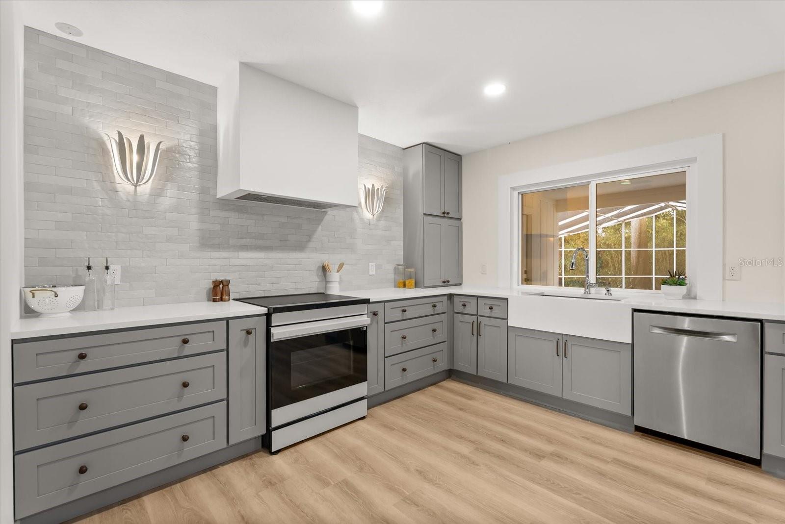 Image 5 of 27 For 216 Duncan Trail