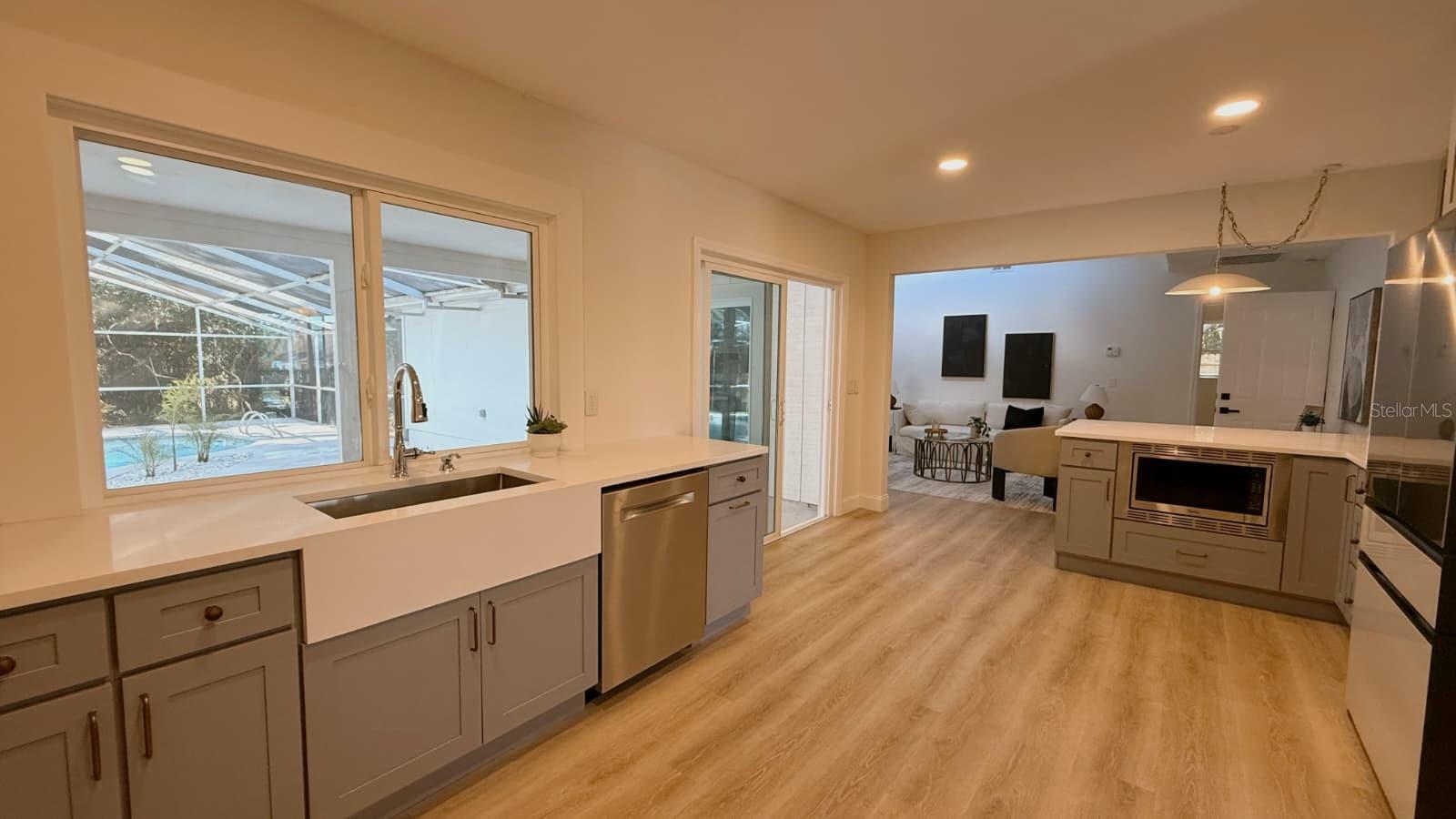 Image 6 of 27 For 216 Duncan Trail