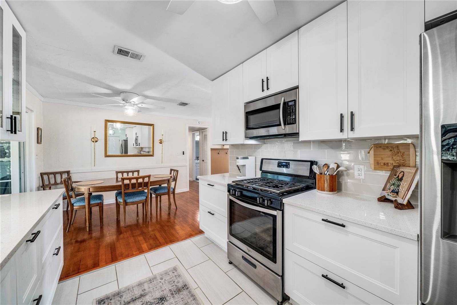 Image 13 of 40 For 1501 Overlake Avenue