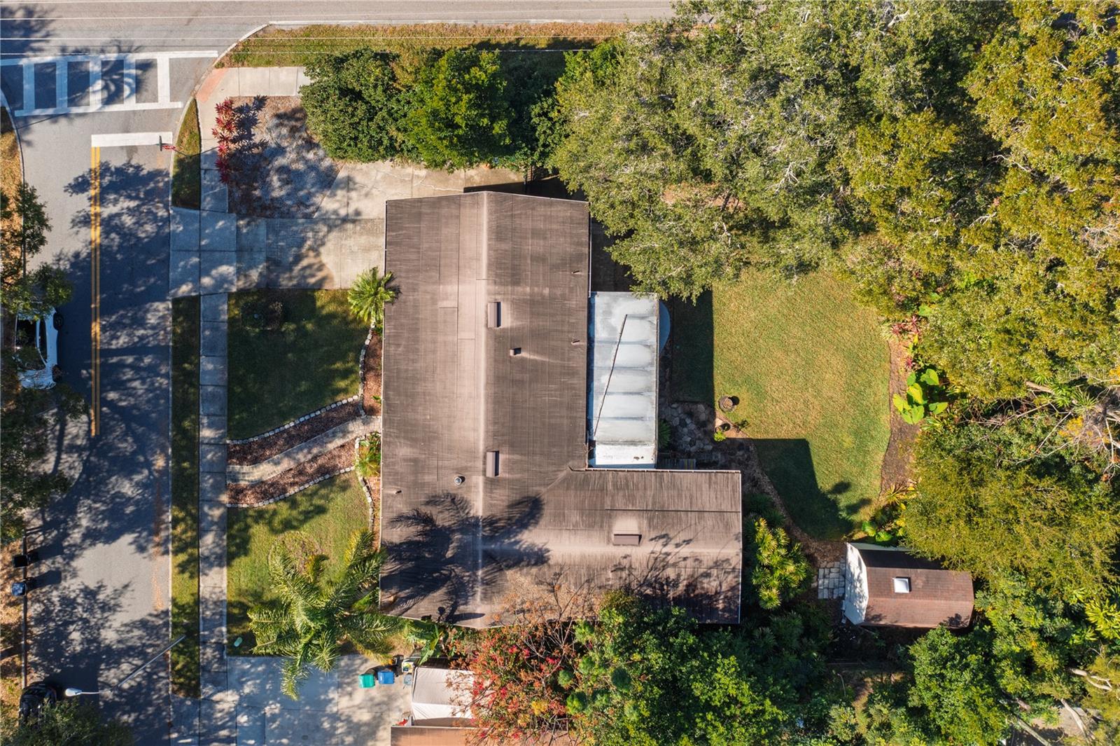 Image 35 of 40 For 1501 Overlake Avenue