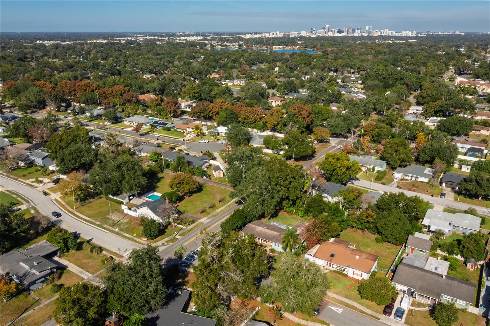 Image 36 of 40 For 1501 Overlake Avenue