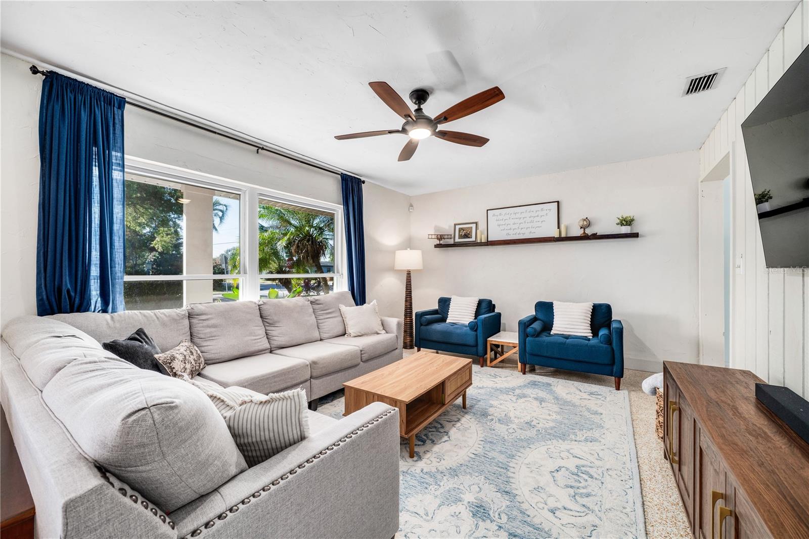 Image 6 of 40 For 1501 Overlake Avenue