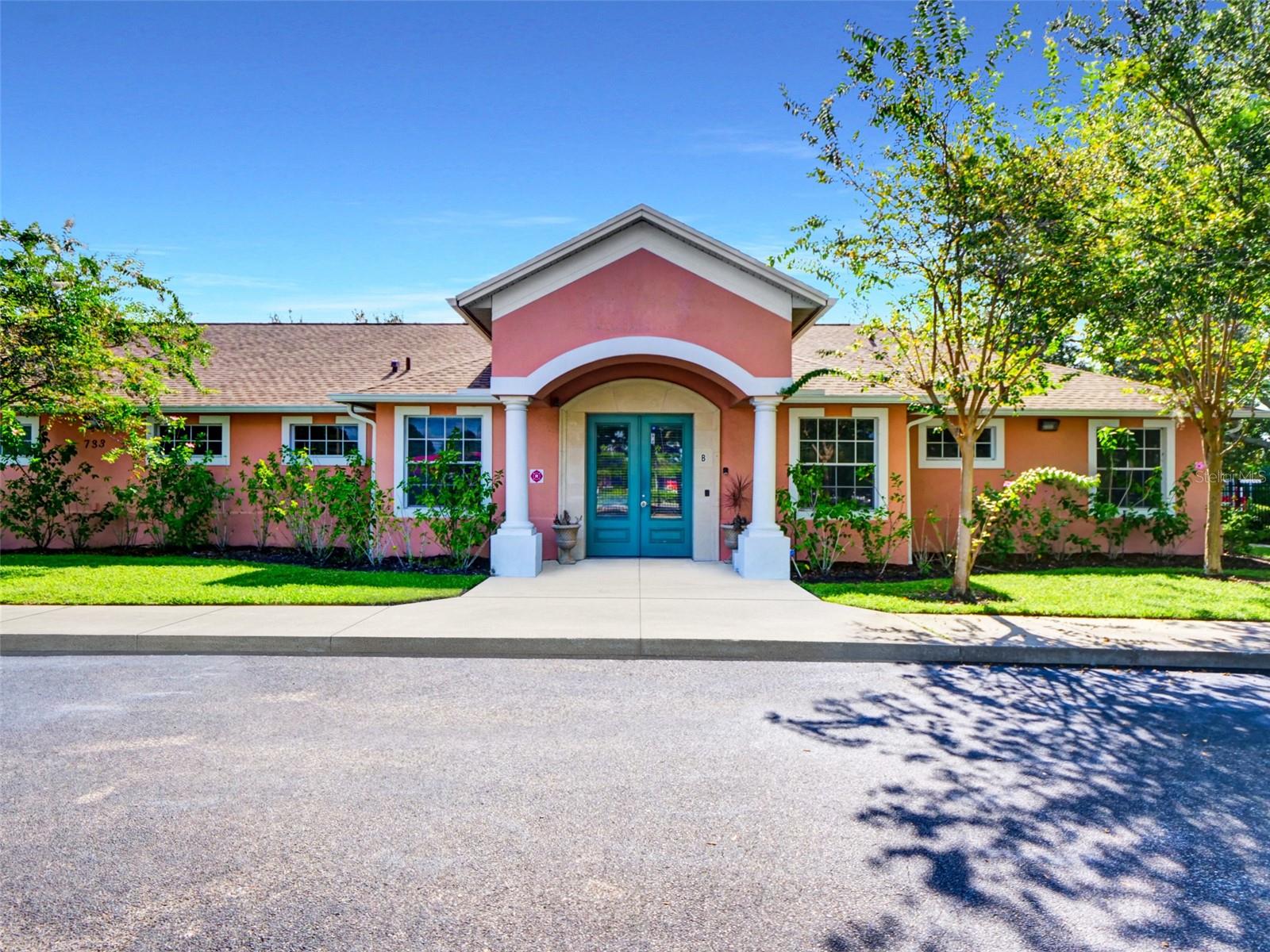 Image 3 of 26 For 733 Goldenrod Road