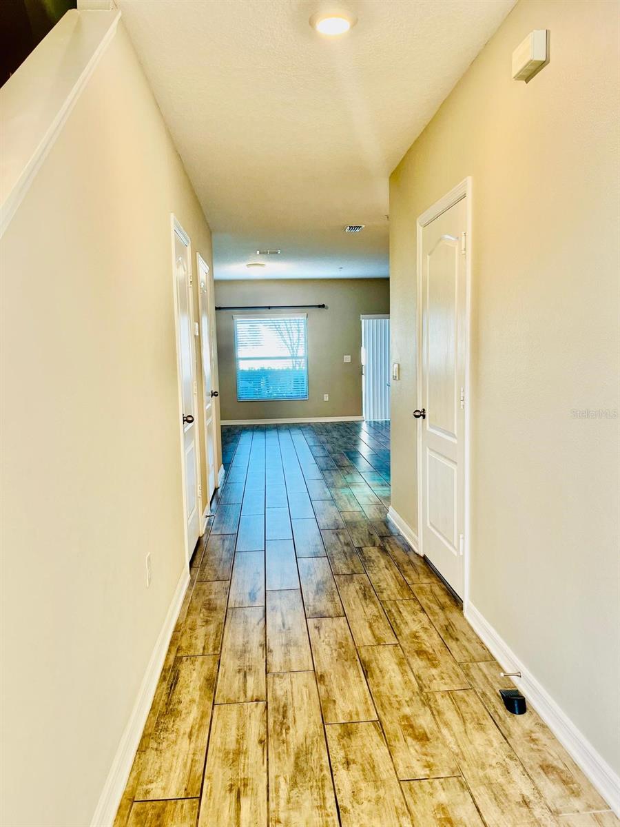 Image 5 of 30 For 294 Cedar Bark Lane