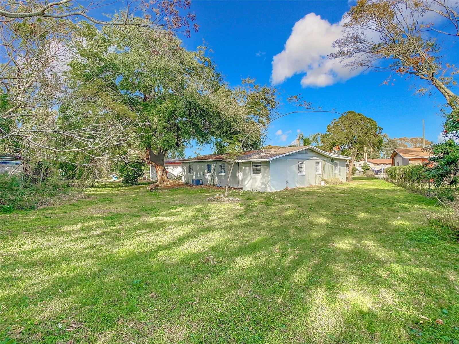 Image 5 of 17 For 444 Sunnyview Circle